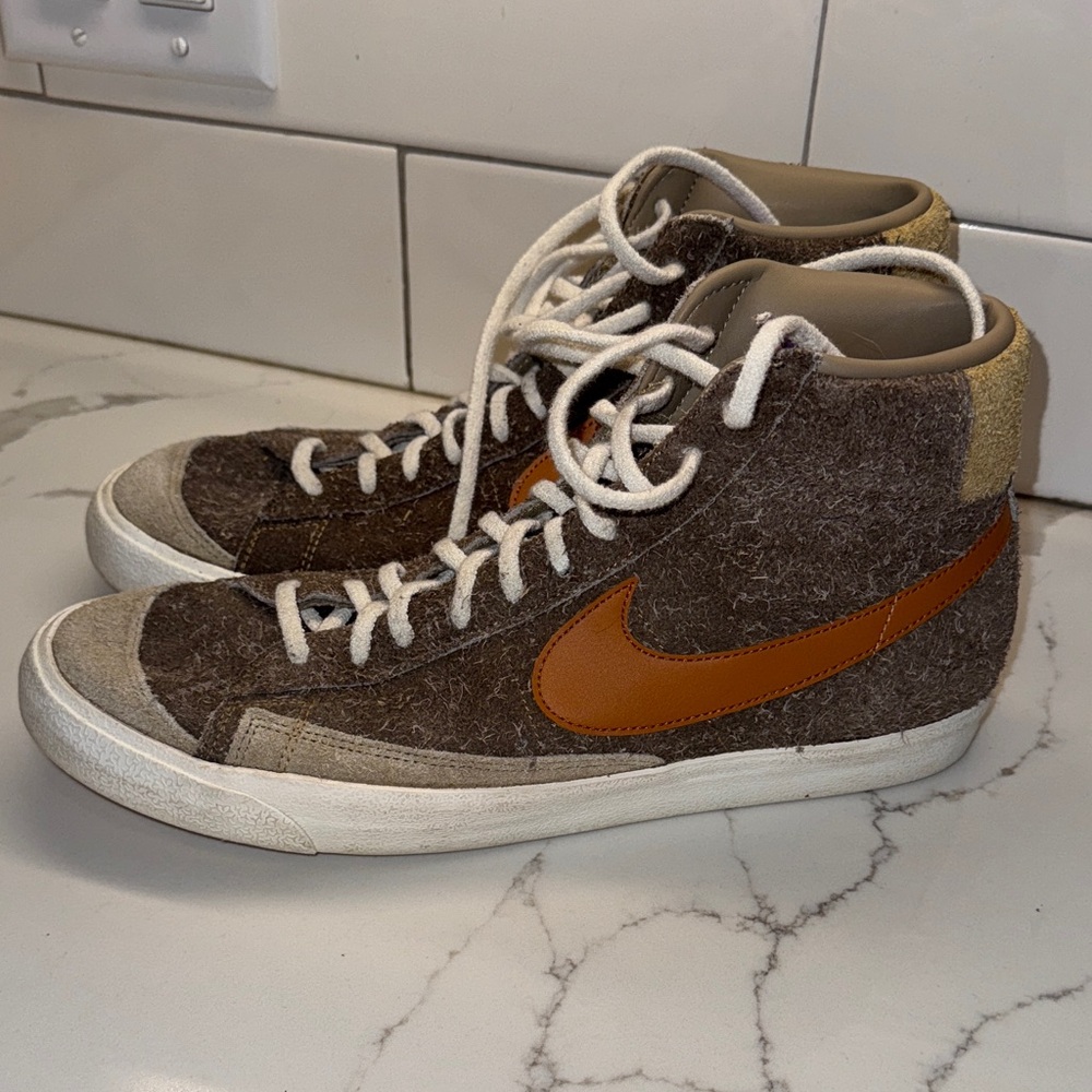 Nike Blazer Mid '77 Premium  - Dark Chocolate